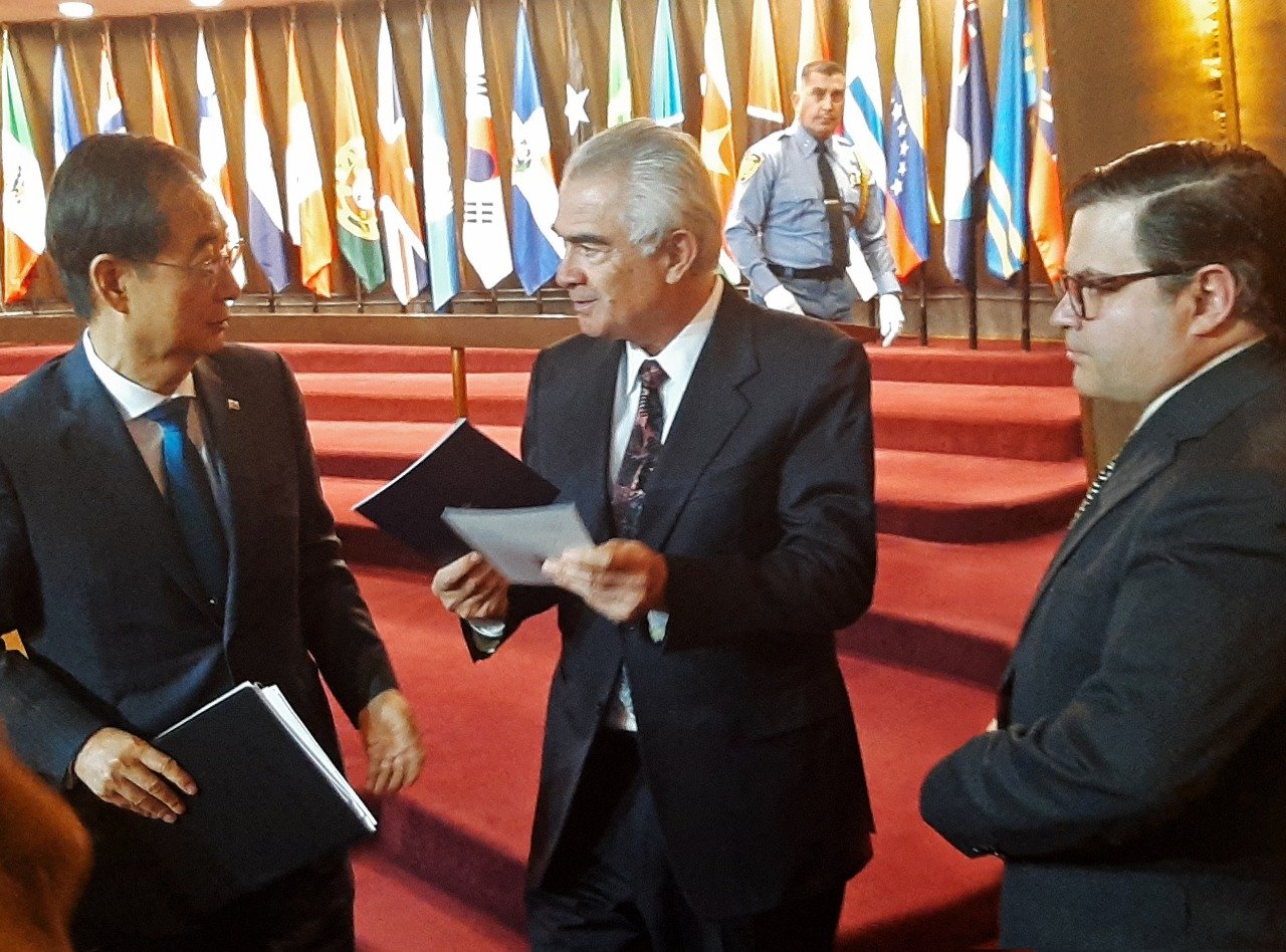 Presidente de Corea, Sec.General Cepal y Rodrigo Eitel